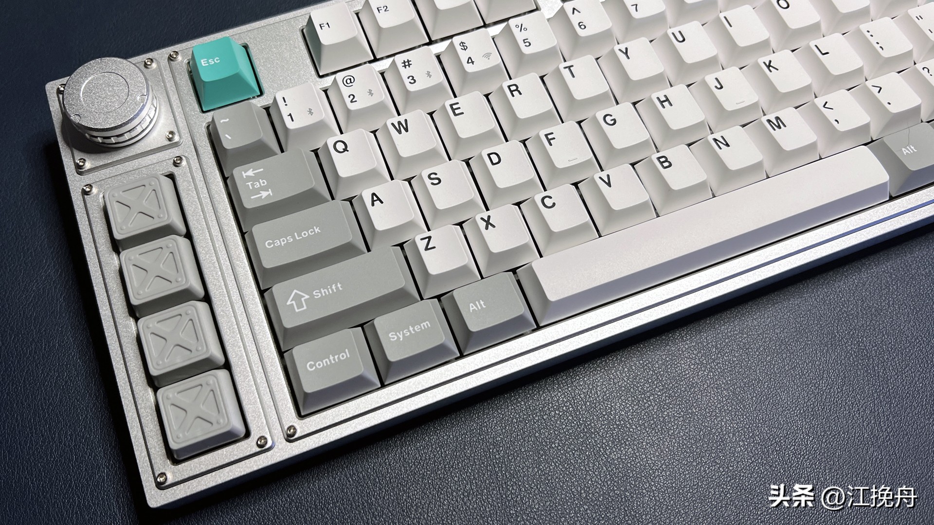 游戏电脑那个牌子好_最佳游戏键盘选择_游戏键盘推荐