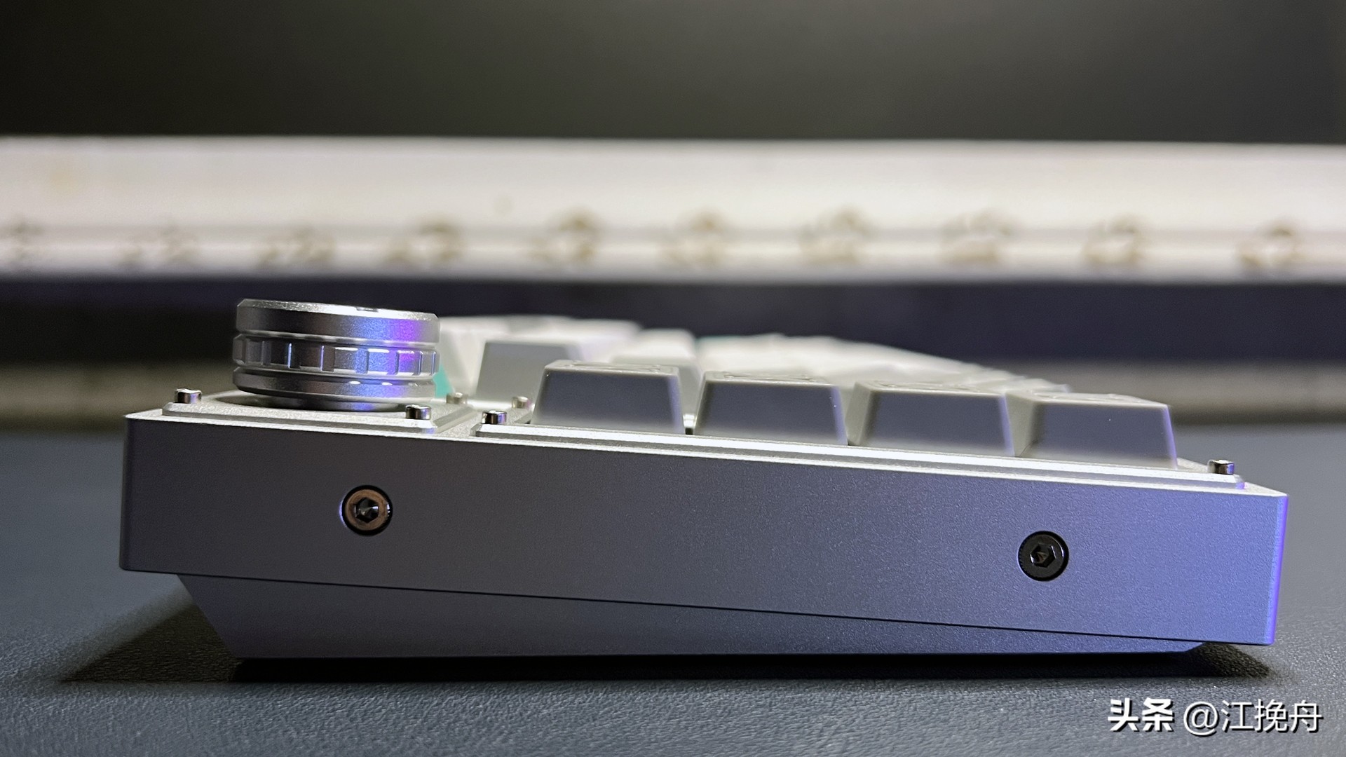 游戏电脑那个牌子好_最佳游戏键盘选择_游戏键盘推荐