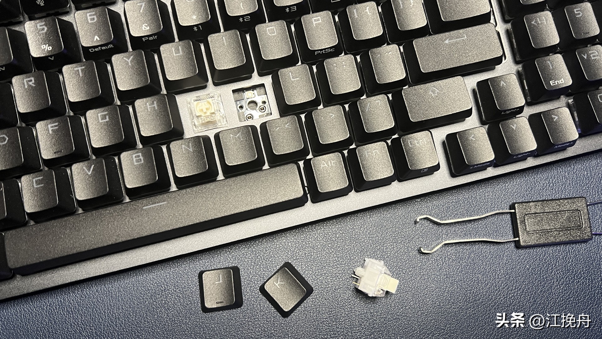 游戏键盘推荐_游戏电脑那个牌子好_最佳游戏键盘选择