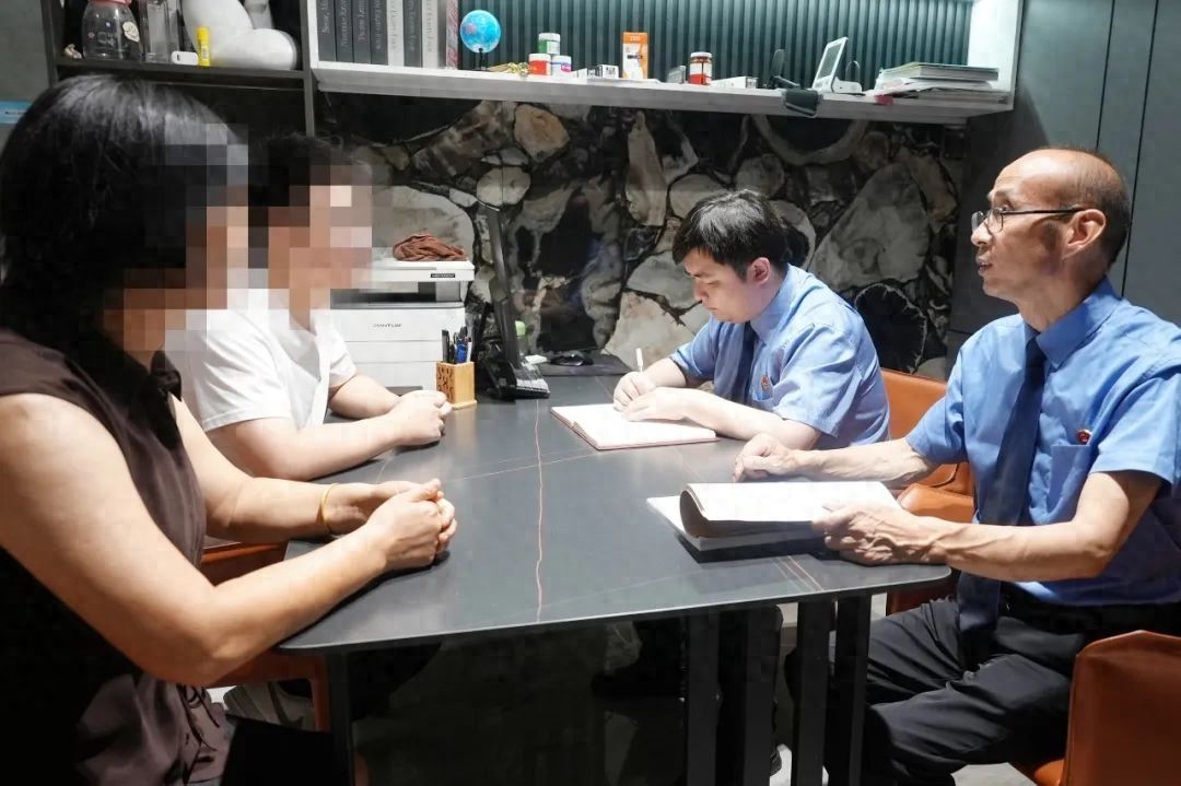 大学生征信干净贷款骗局_你贷款我返现_银行职员借名贷款内幕