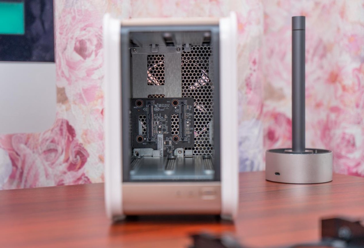 西数红盘 12TB NAS硬盘_家庭nas组网_联想T2 NAS