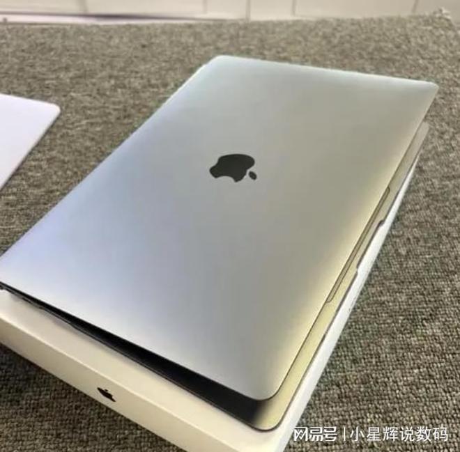 2022款MacBook Air M2芯片评测_苹果笔记本电脑哪款好用_2020款MacBook Air M1芯片价格