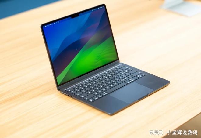 2020款MacBook Air M1芯片价格_2022款MacBook Air M2芯片评测_苹果笔记本电脑哪款好用